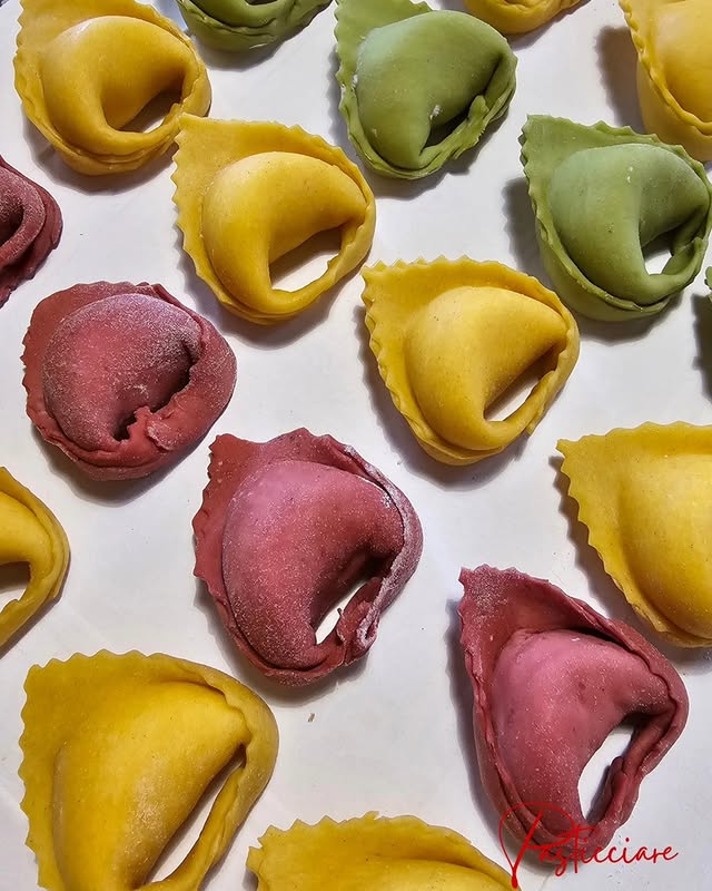 Cappelletti colorati